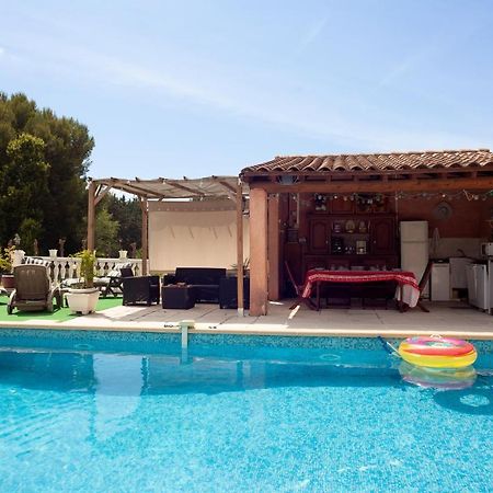 Appartement Avec Piscine Et Cuisine Roquefort-la-Bédoule Zewnętrze zdjęcie